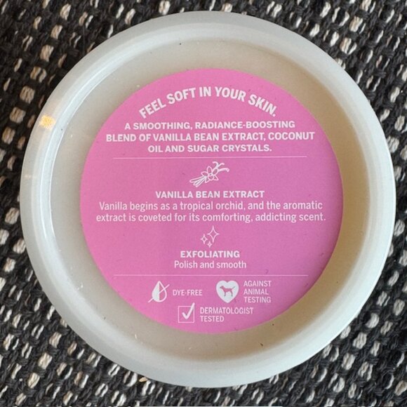 VS Pink Coco Vanilla Whipped Body Scrub 8.2 oz - Picture 3 of 5